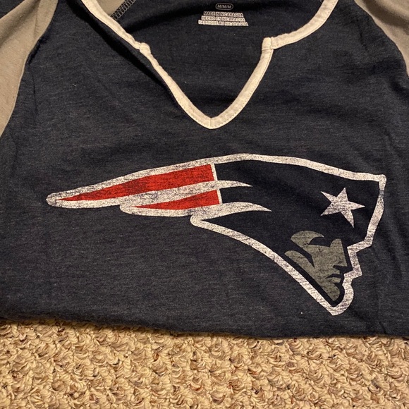 NFL Women’s Patriot shirt - Picture 3 of 5